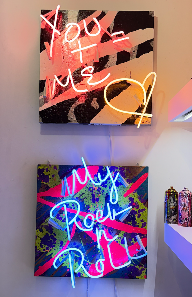 Close-up of cobalt blue neon glass tubing on acrylic canvas – MY ROCK N ROLL neon artwork by Missy Sunseri x Duroque