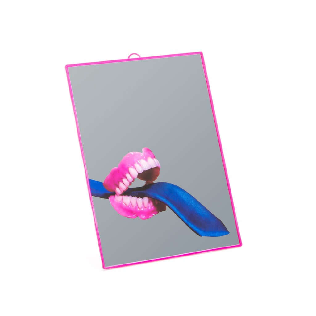 Mirror Medium Denture