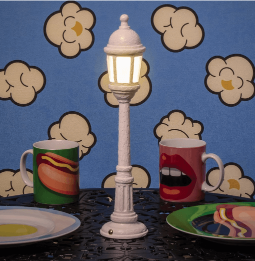 Street Lamp Dining